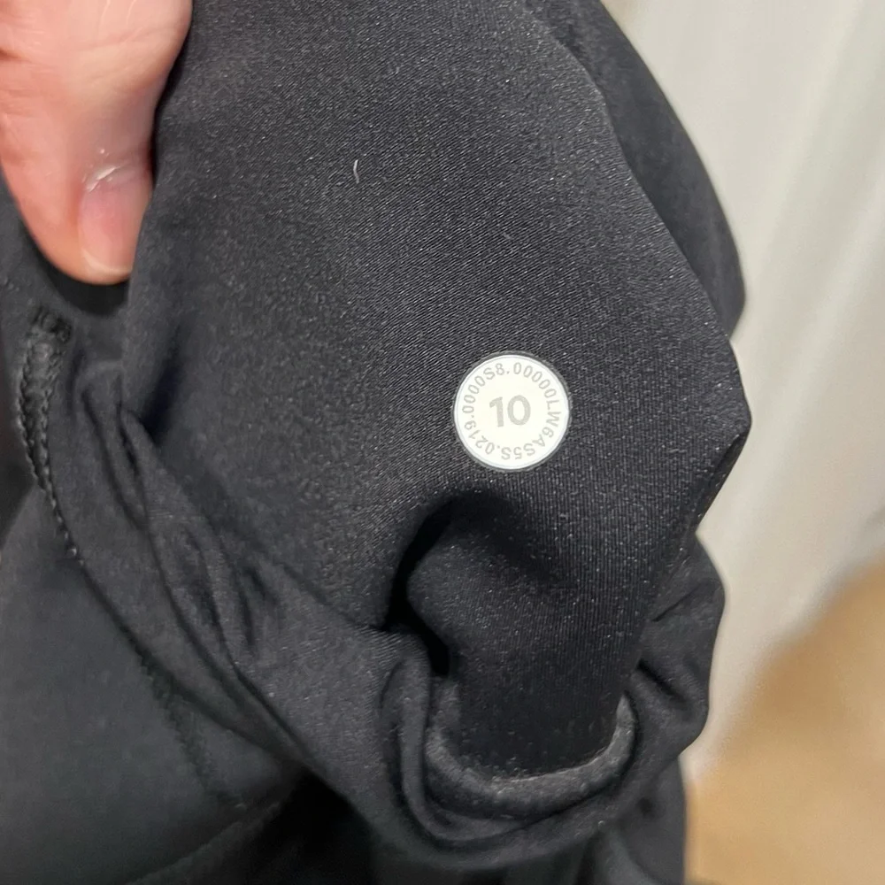 Lululemon Fast & Free Crop Legging - Picture 2 of 7